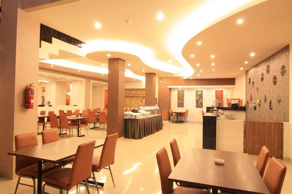 Jentra Dagen Hotel Malioboro Yogyakarta Eksteriør bilde