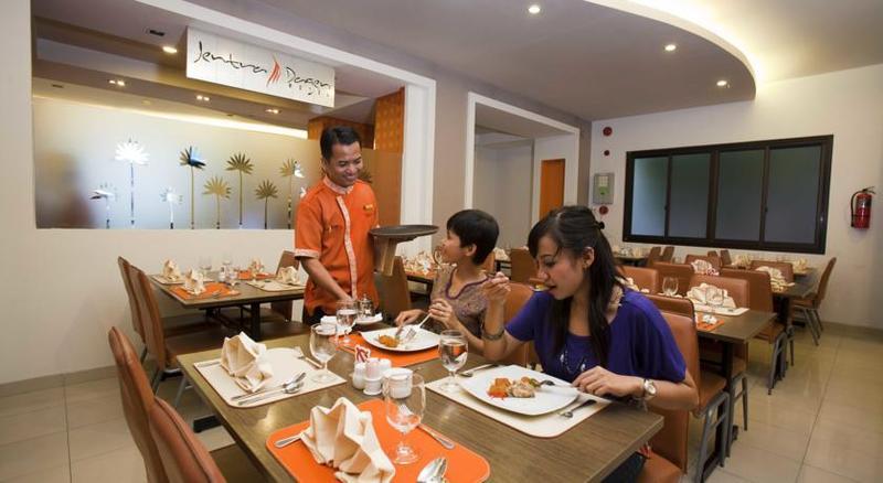 Jentra Dagen Hotel Malioboro Yogyakarta Eksteriør bilde