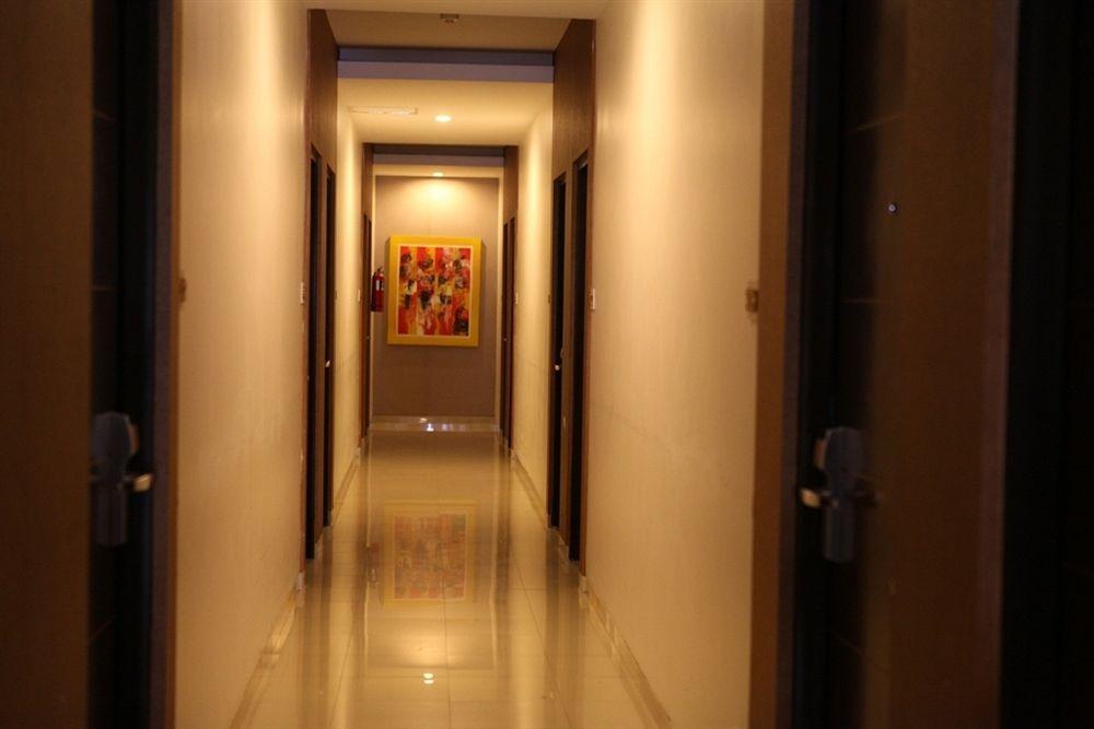 Jentra Dagen Hotel Malioboro Yogyakarta Eksteriør bilde