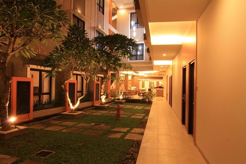 Jentra Dagen Hotel Malioboro Yogyakarta Eksteriør bilde