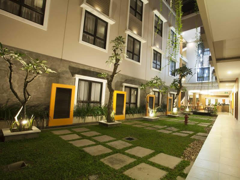 Jentra Dagen Hotel Malioboro Yogyakarta Eksteriør bilde